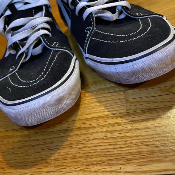 Black vans - Picture 6 of 8